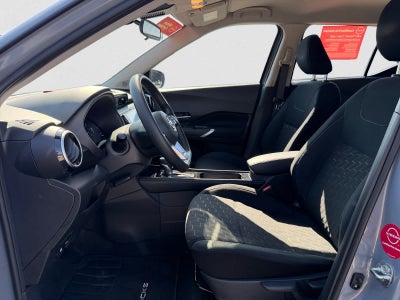 2024 Nissan Kicks SV FWD