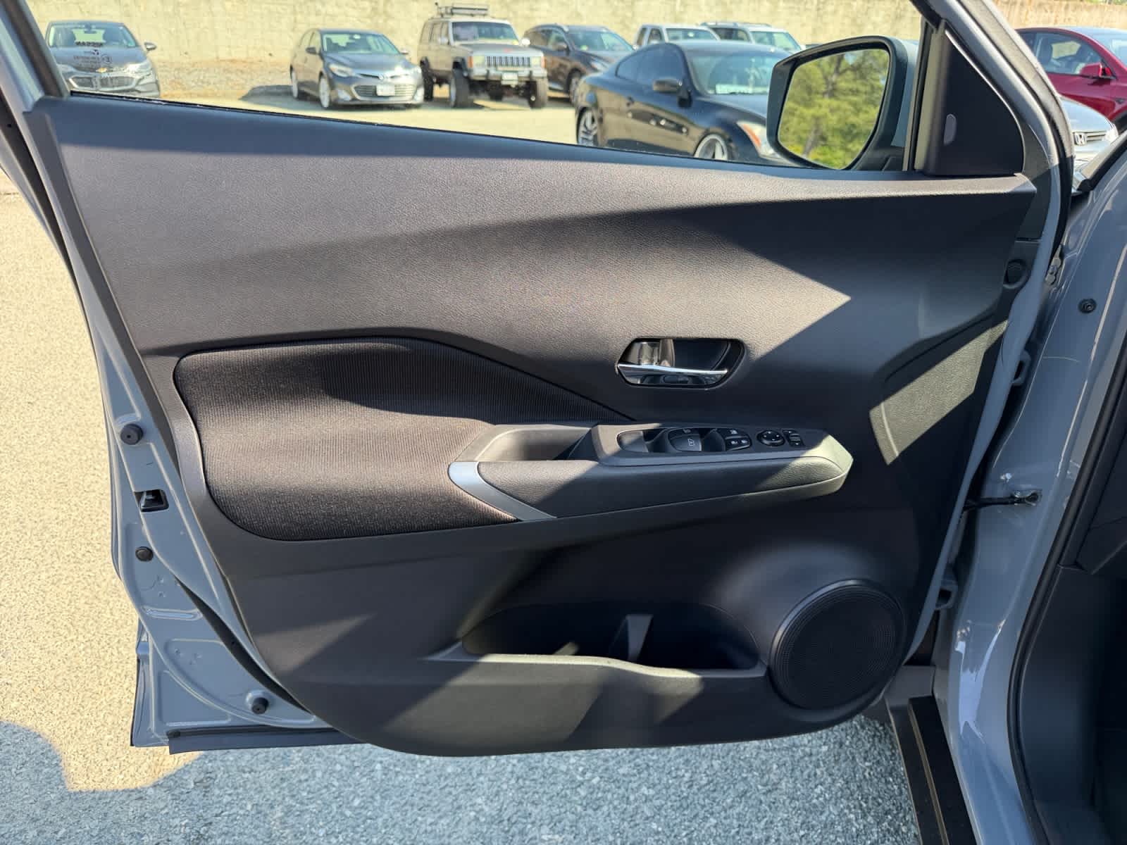 2024 Nissan Kicks SV FWD