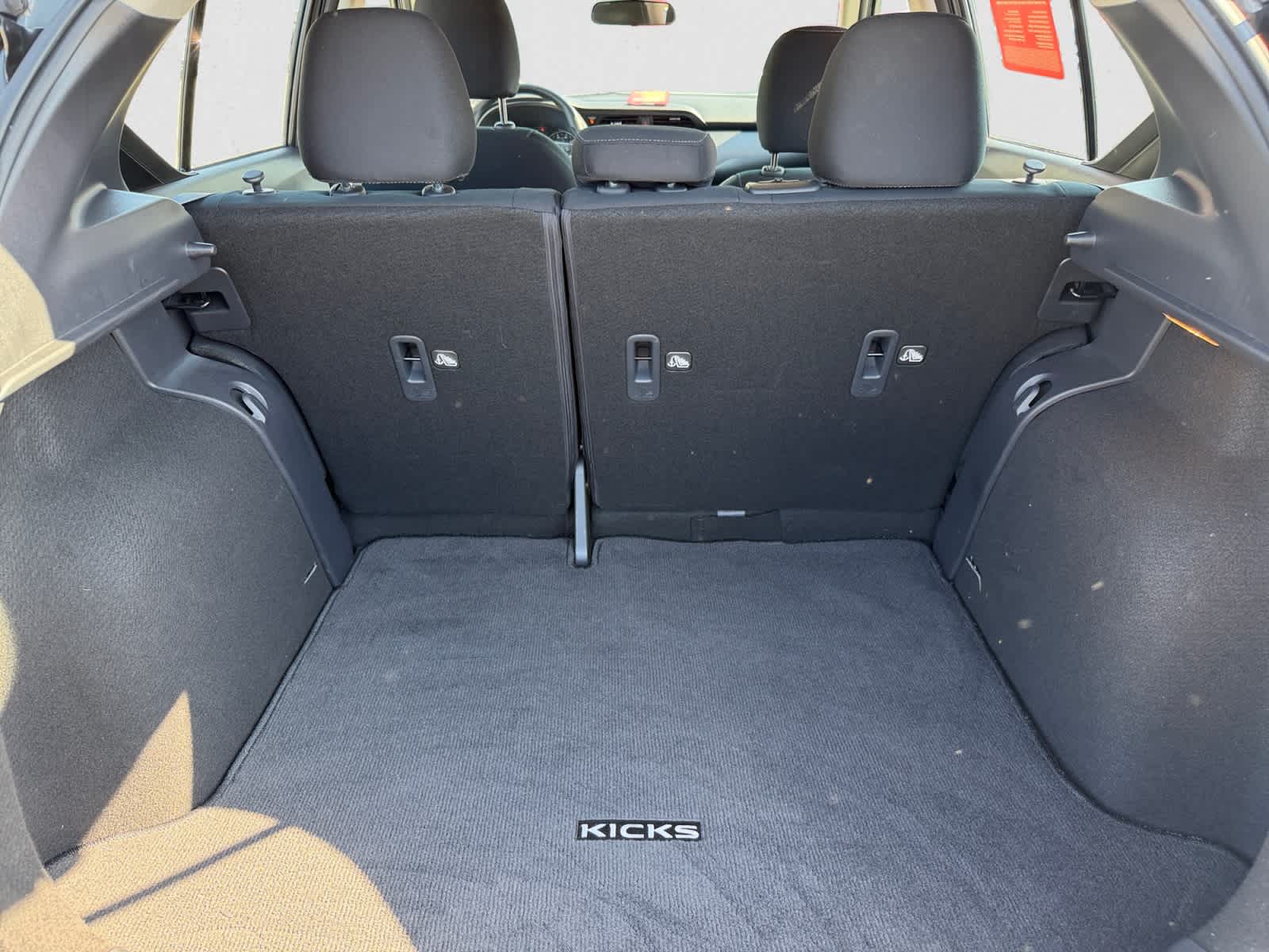 2024 Nissan Kicks SV FWD