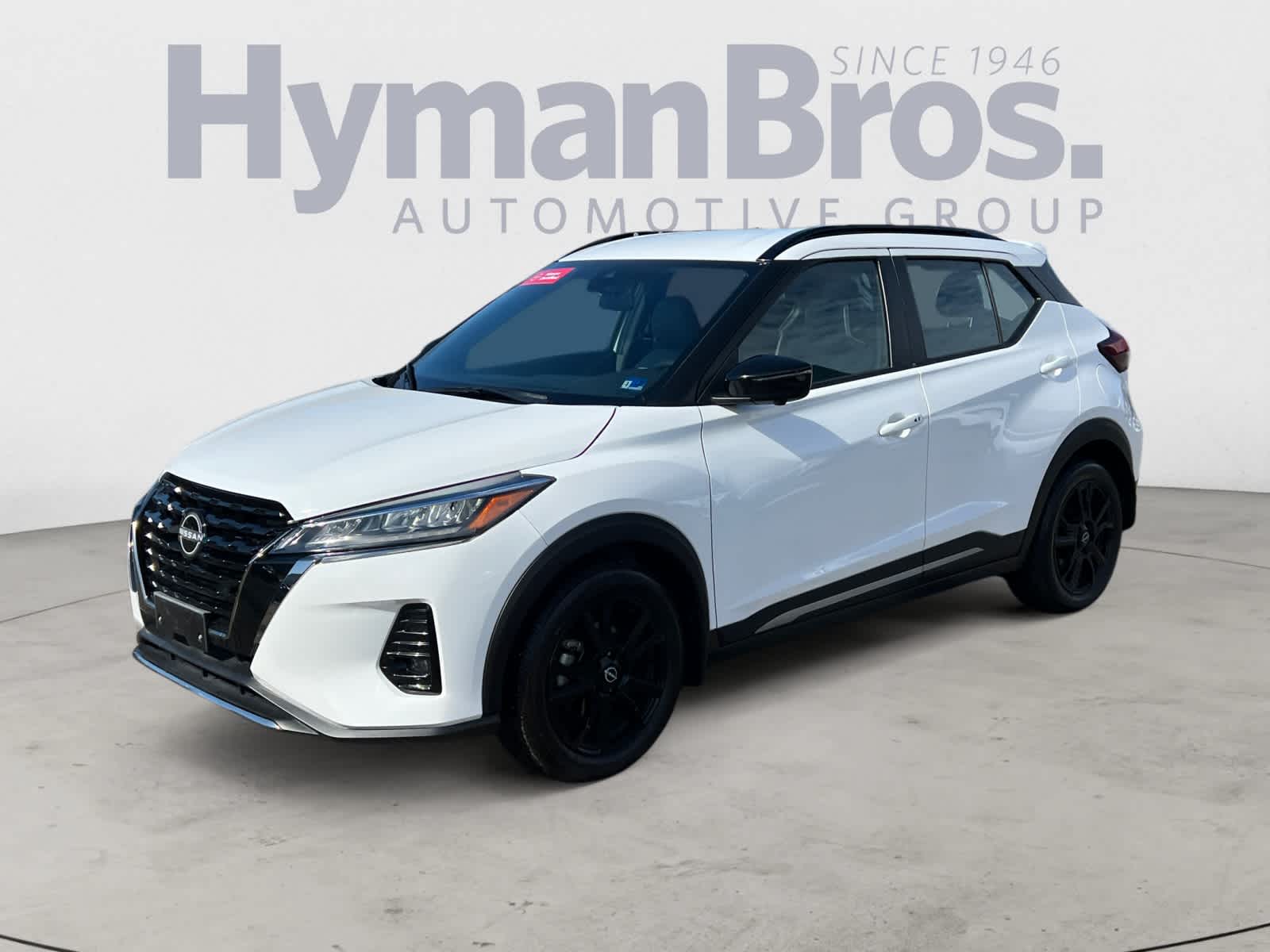 2024 Nissan Kicks SR