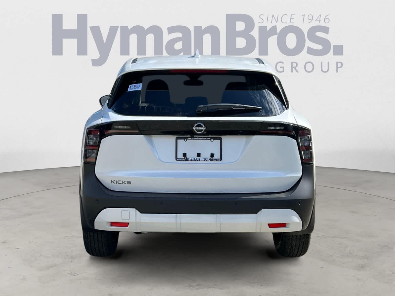 2025 Nissan Kicks SV