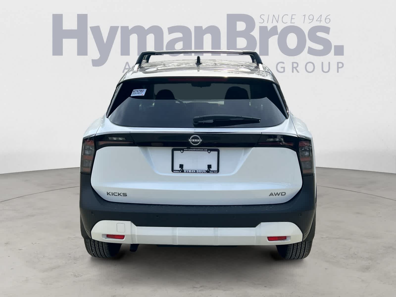 2026 Nissan Kicks SV