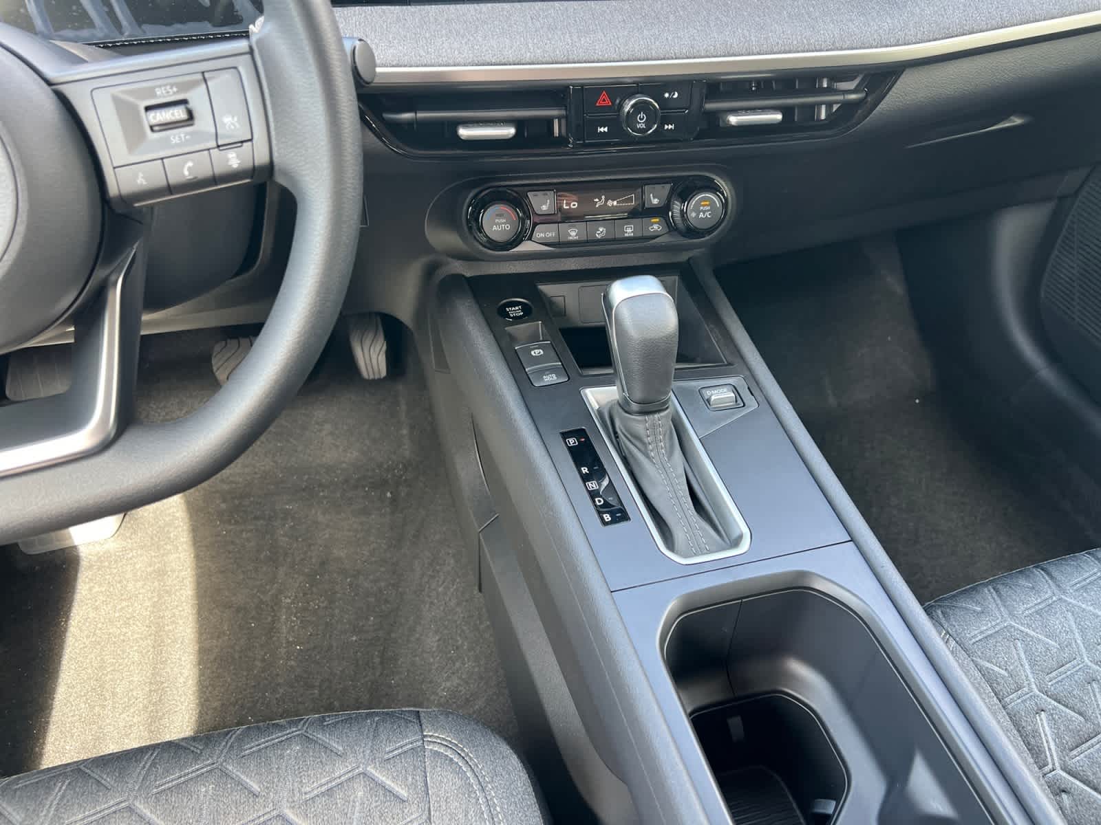 2026 Nissan Kicks SV FWD