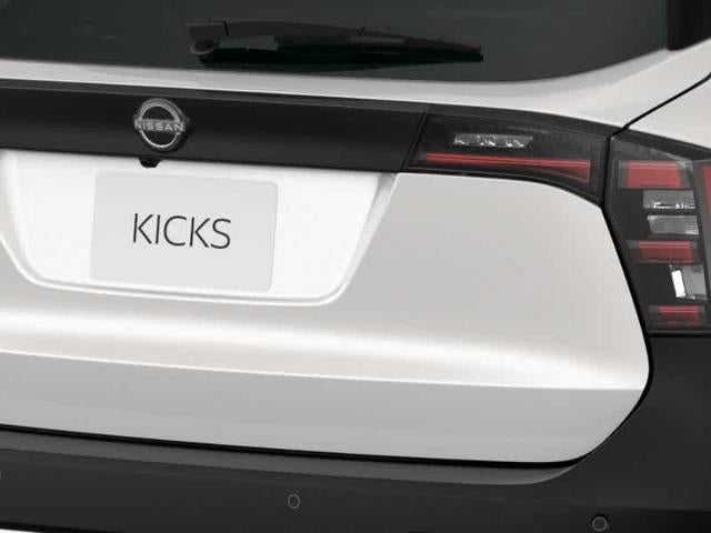 2026 Nissan Kicks SV FWD