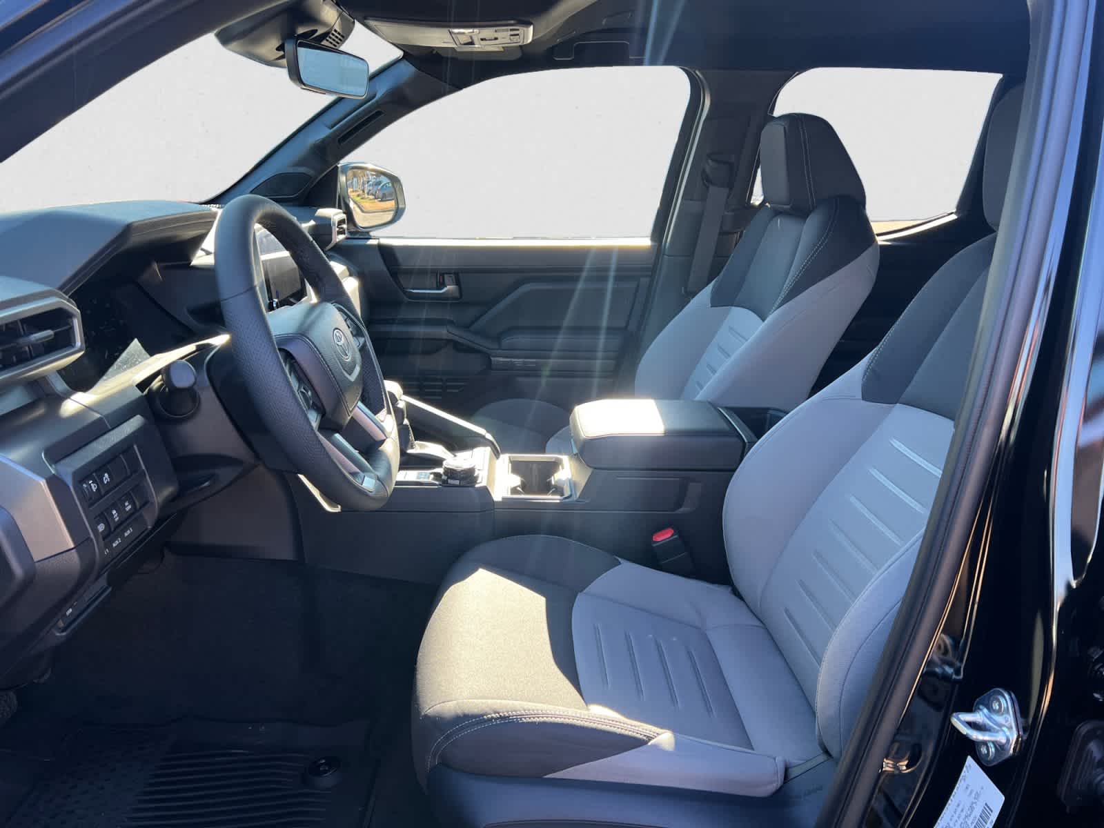 2025 Toyota Tacoma 4WD 4WD TRD Off Road Double Cab 5' Bed AT (Natl)