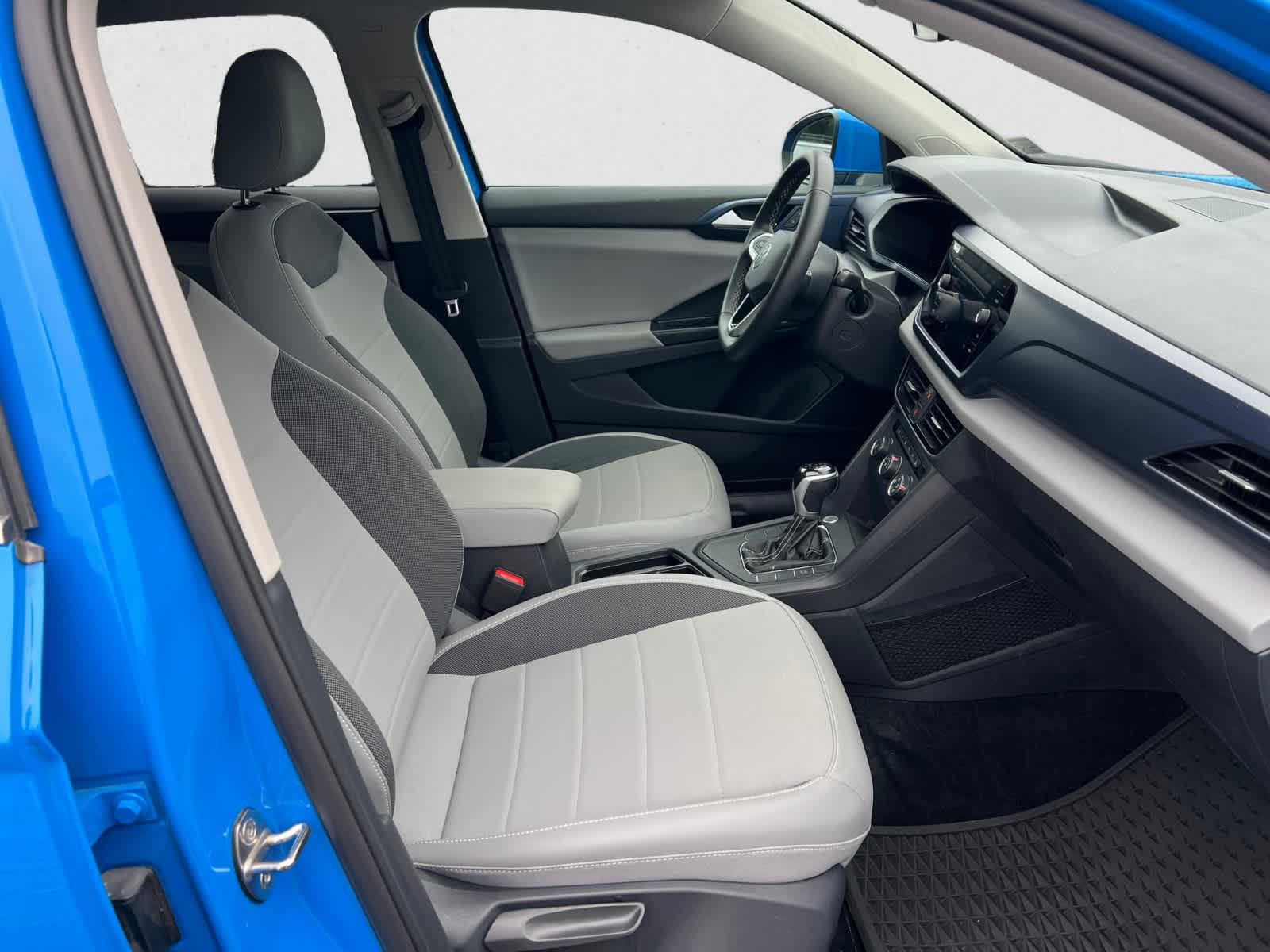 2022 Volkswagen Taos SE FWD