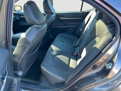 2021 Toyota Camry XLE Auto (SE)