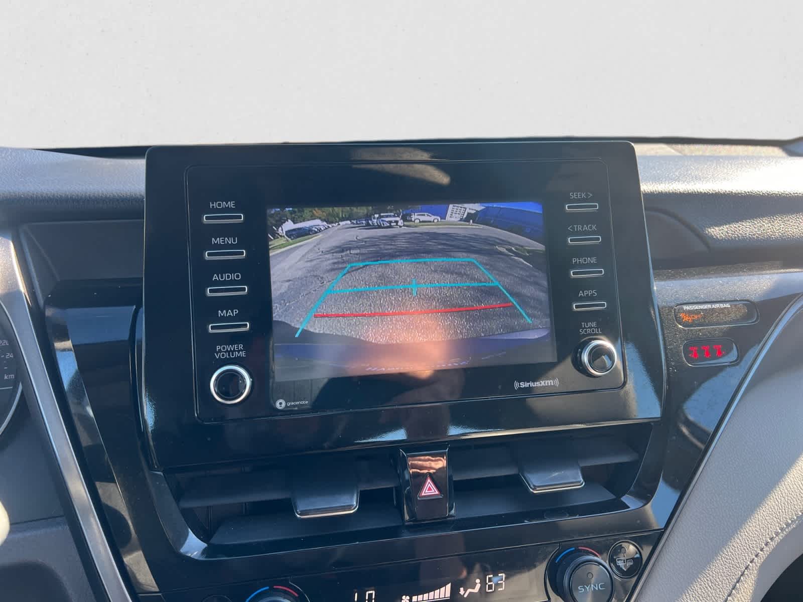 2023 Toyota Camry SE Auto (SE)