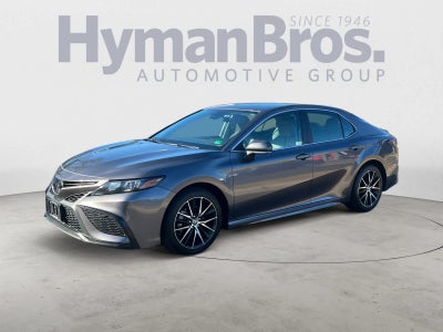 2023 Toyota Camry SE Auto (SE)