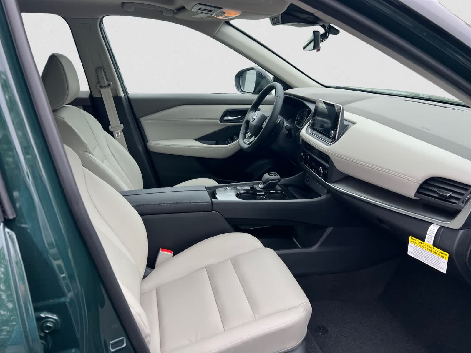 2026 Nissan Rogue 2026.5 FWD Dark Armor