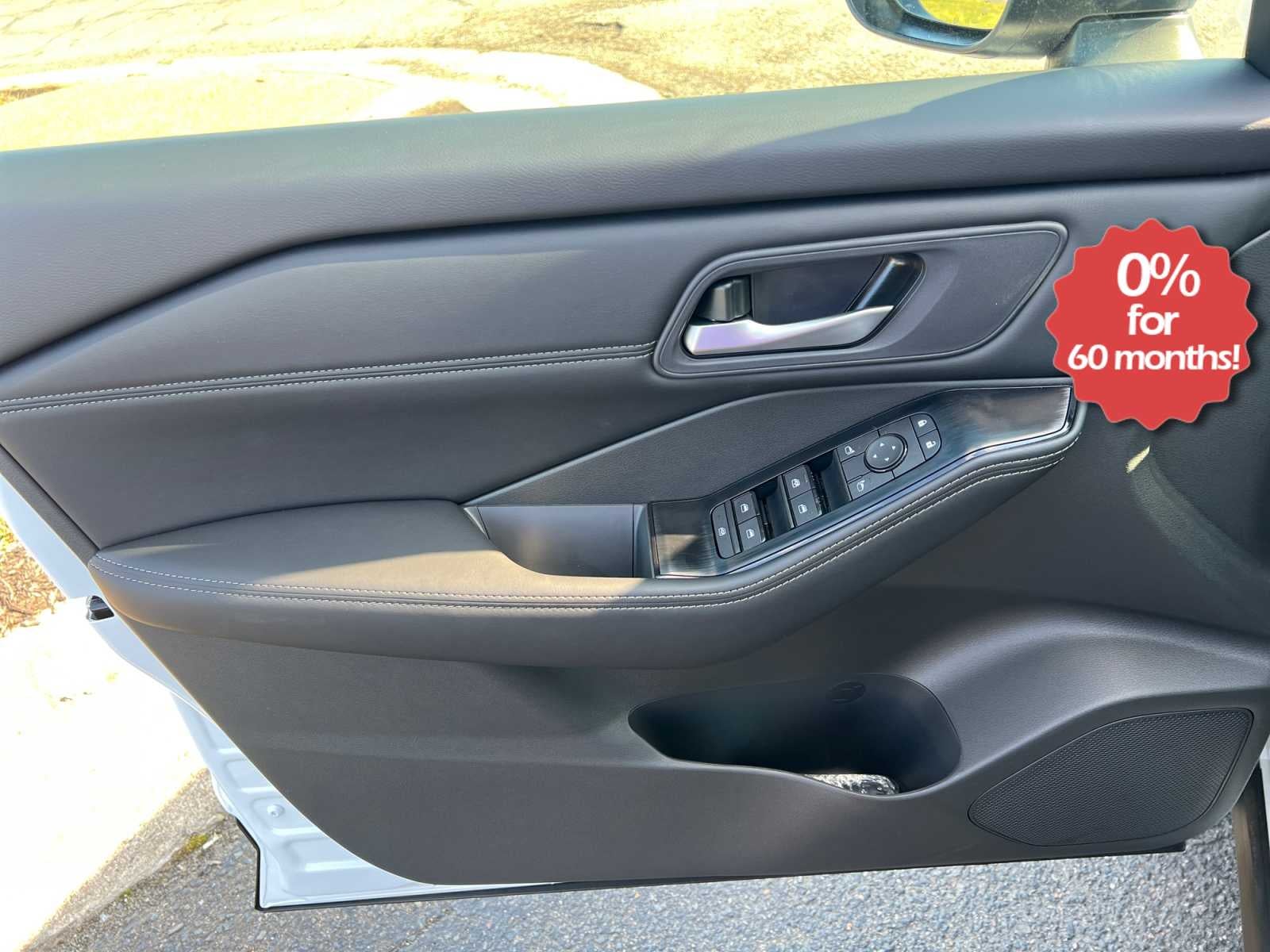 2026 Nissan Rogue 2026.5 FWD Dark Armor