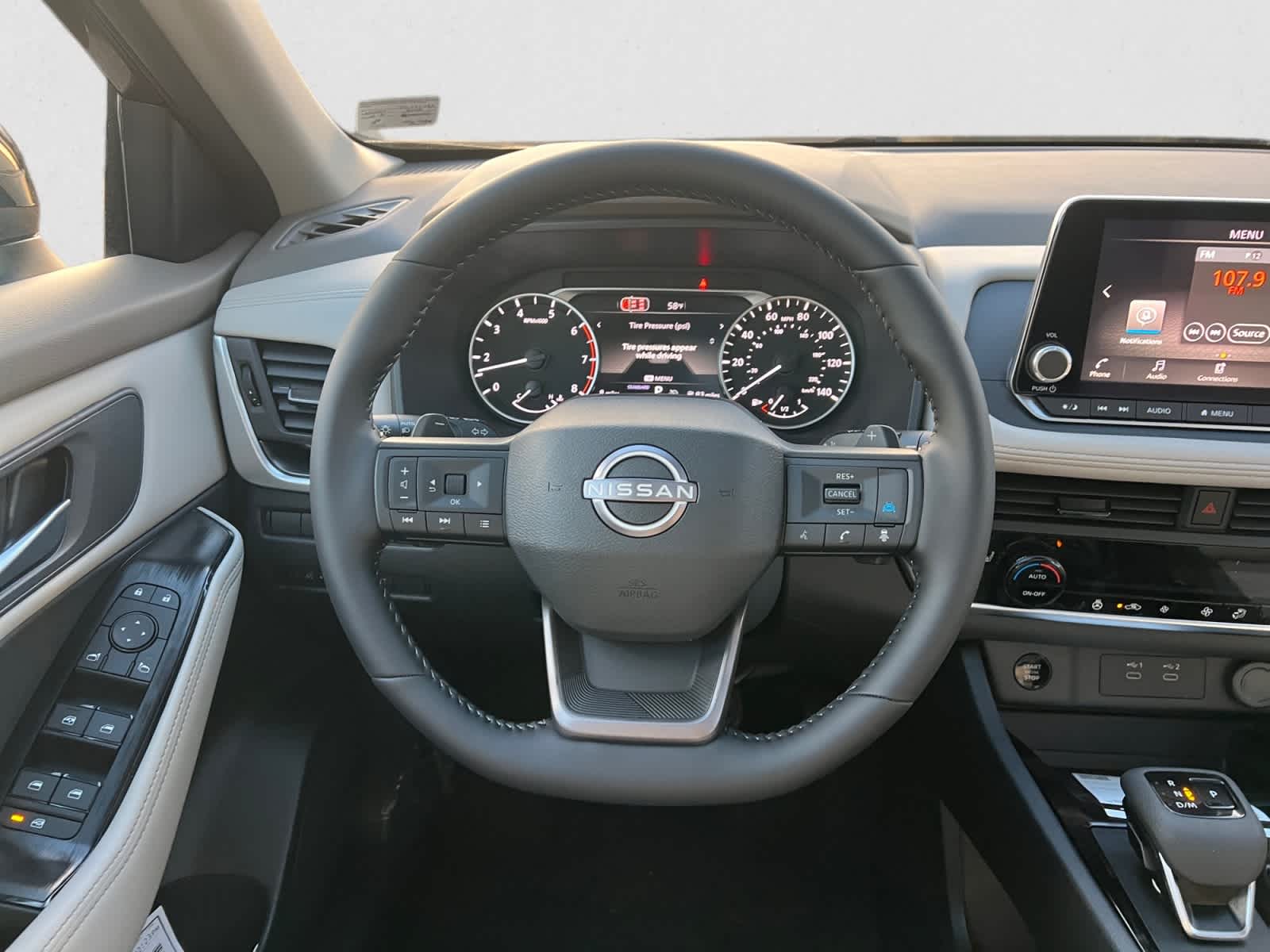 2026 Nissan Rogue 2026.5 FWD Dark Armor