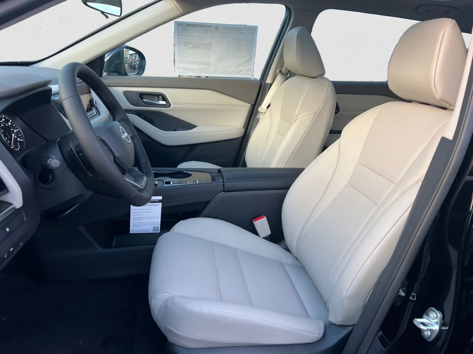 2026 Nissan Rogue 2026.5 FWD Dark Armor