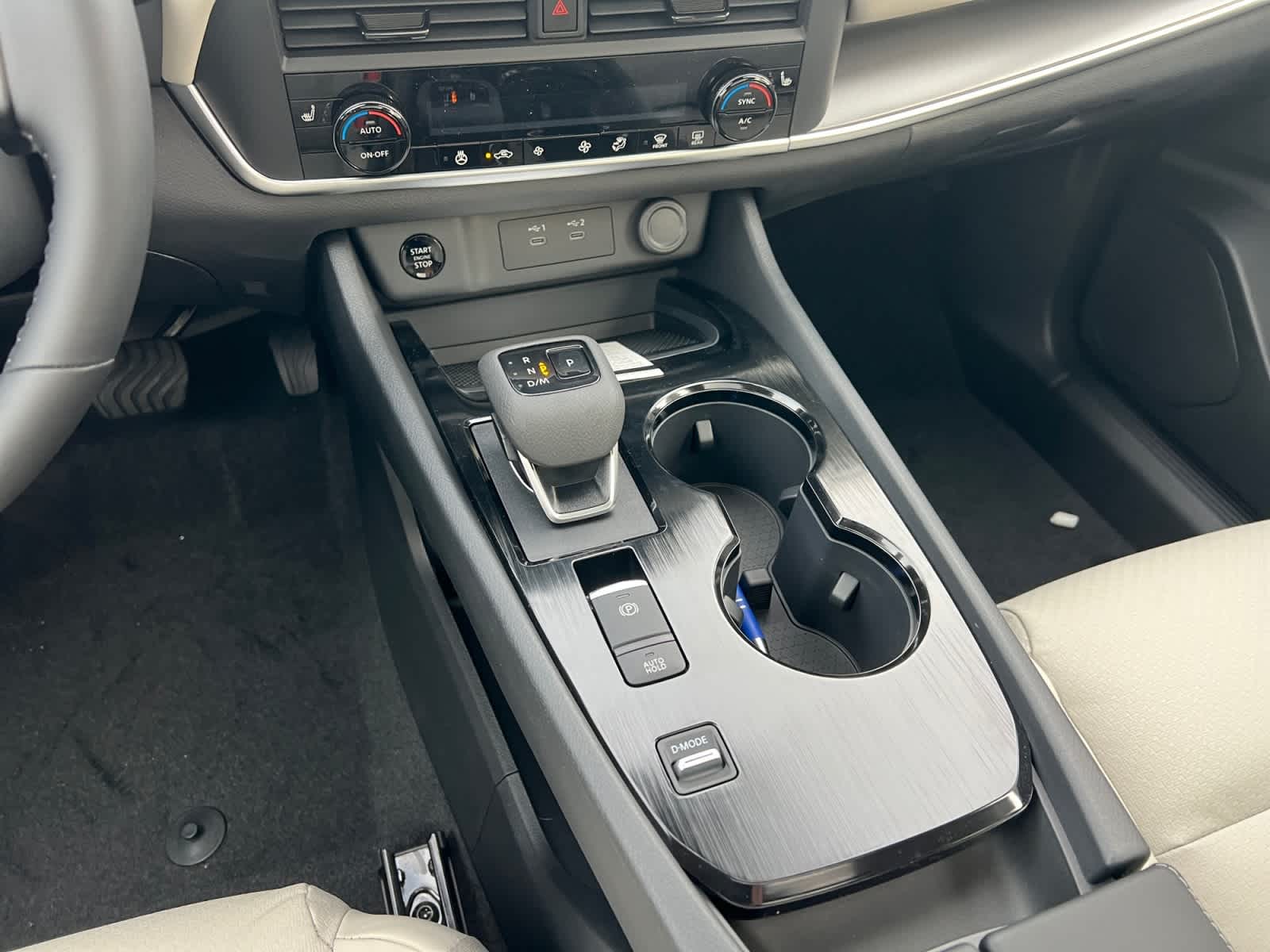 2026 Nissan Rogue Dark Armor™