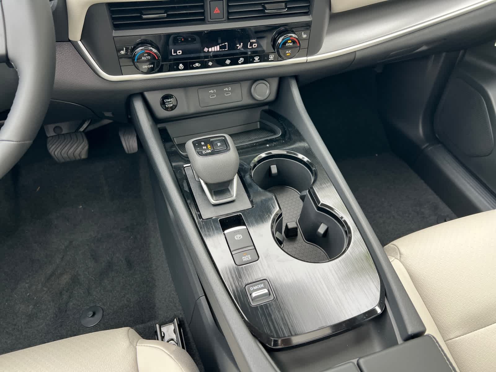 2026 Nissan Rogue Dark Armor™