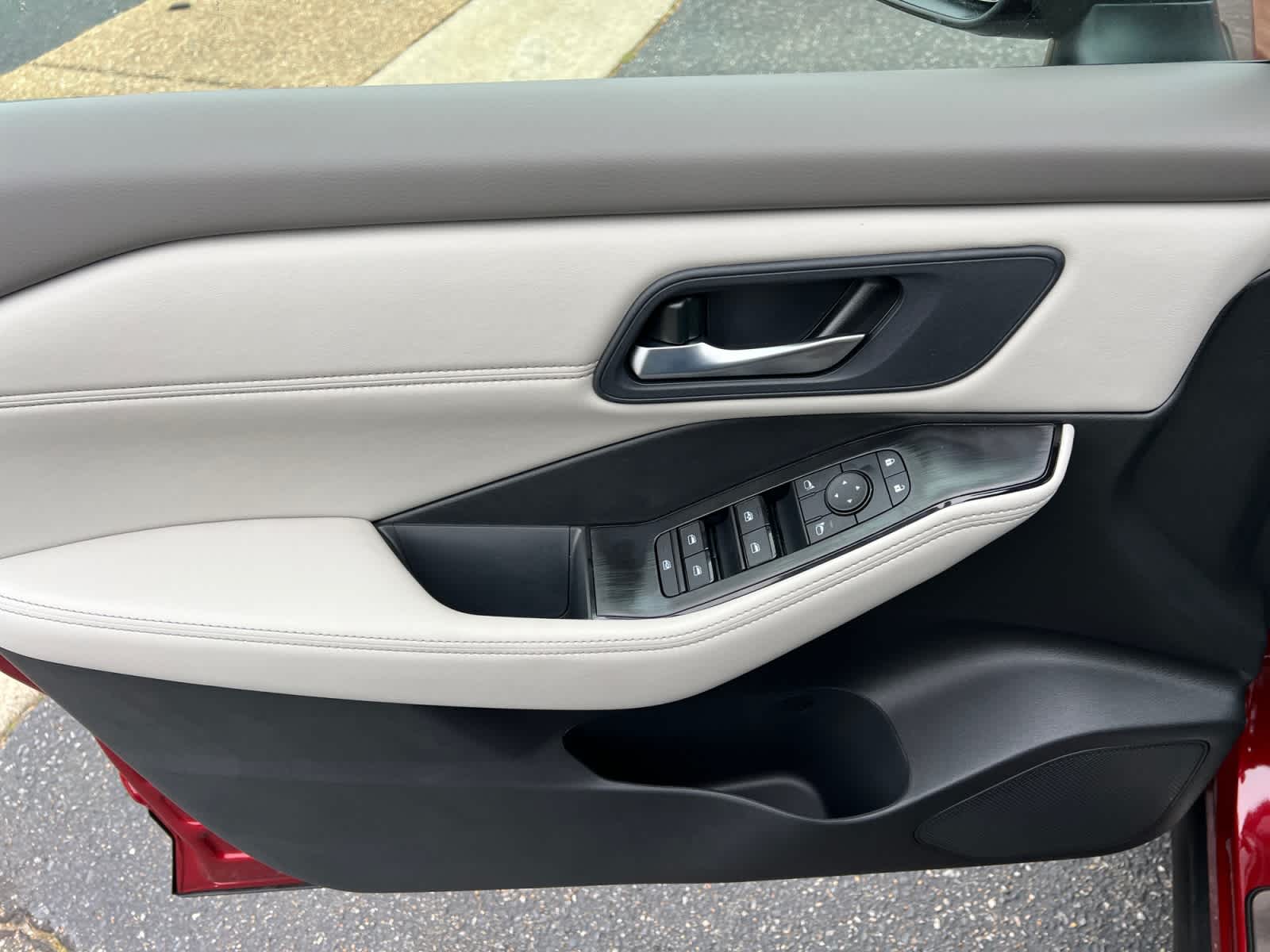 2026 Nissan Rogue Dark Armor™