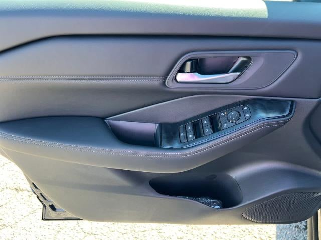 2026 Nissan Rogue 2026.5 AWD Dark Armor