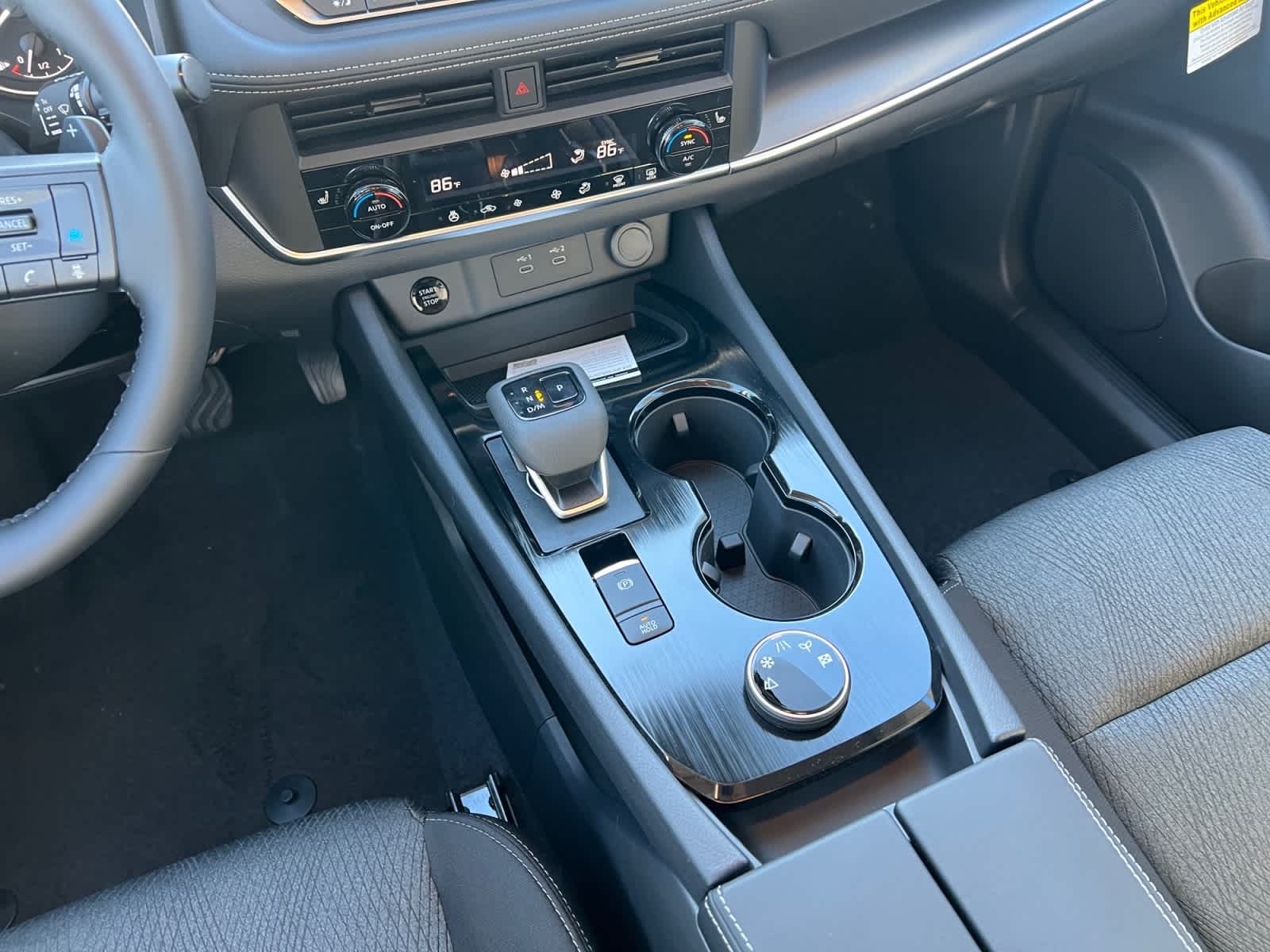 2026 Nissan Rogue 2026.5 AWD SV