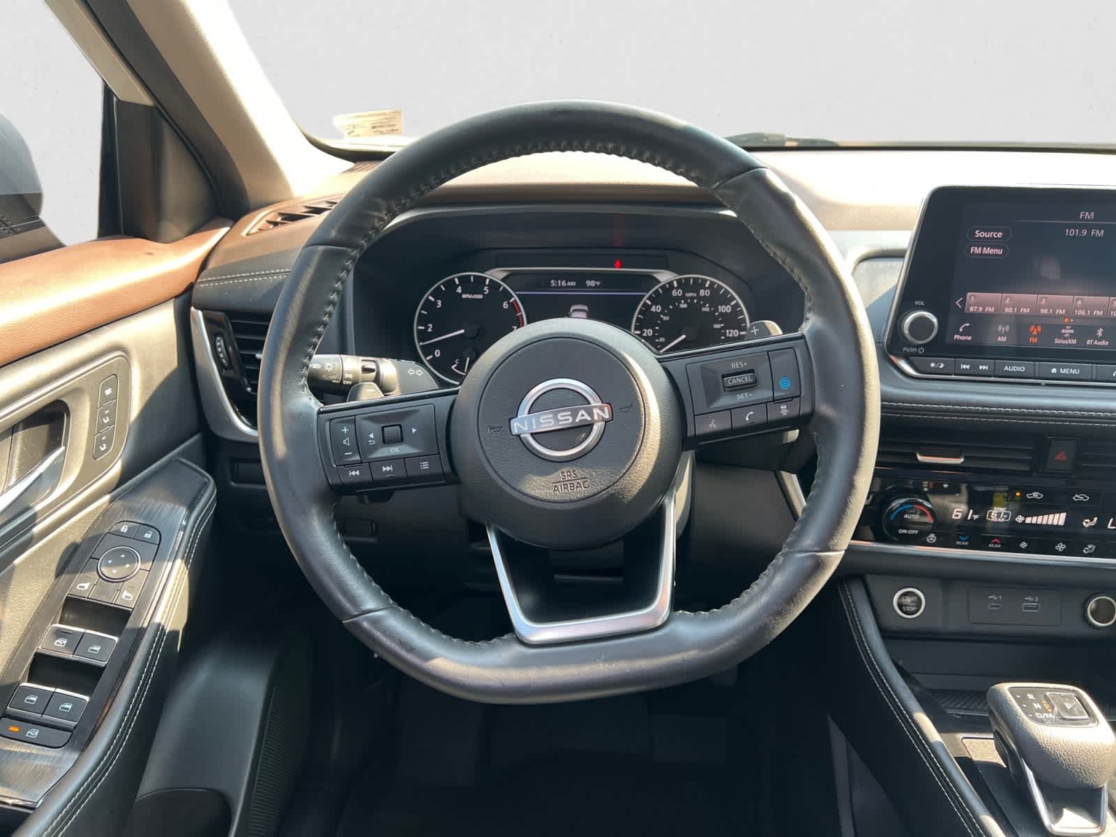 2022 Nissan Rogue SL