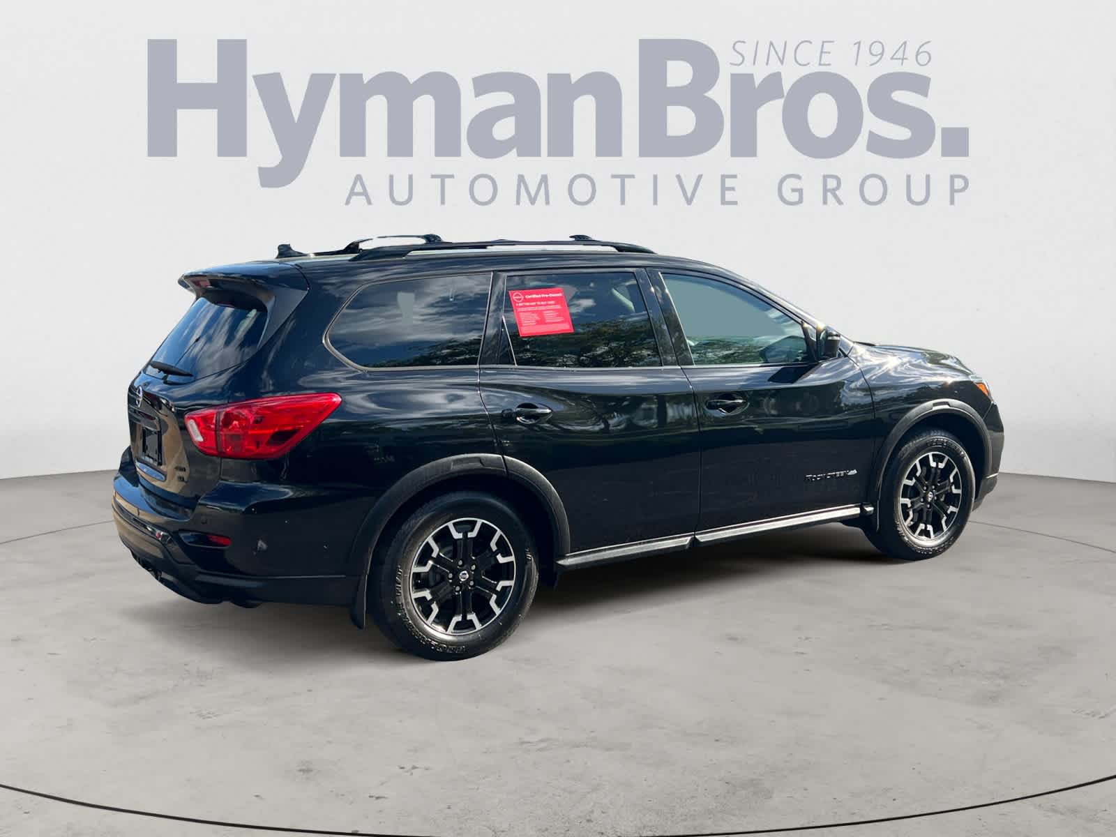 2020 Nissan Pathfinder 4x4 SL