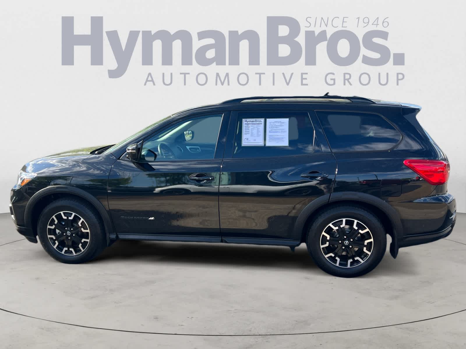 2020 Nissan Pathfinder 4x4 SL