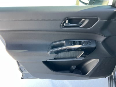 2026 Nissan Pathfinder S