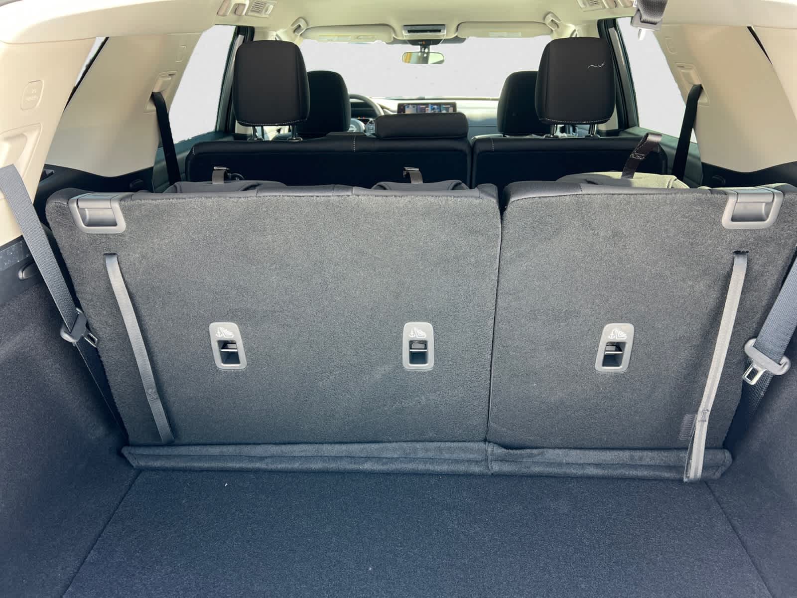 2026 Nissan Pathfinder S