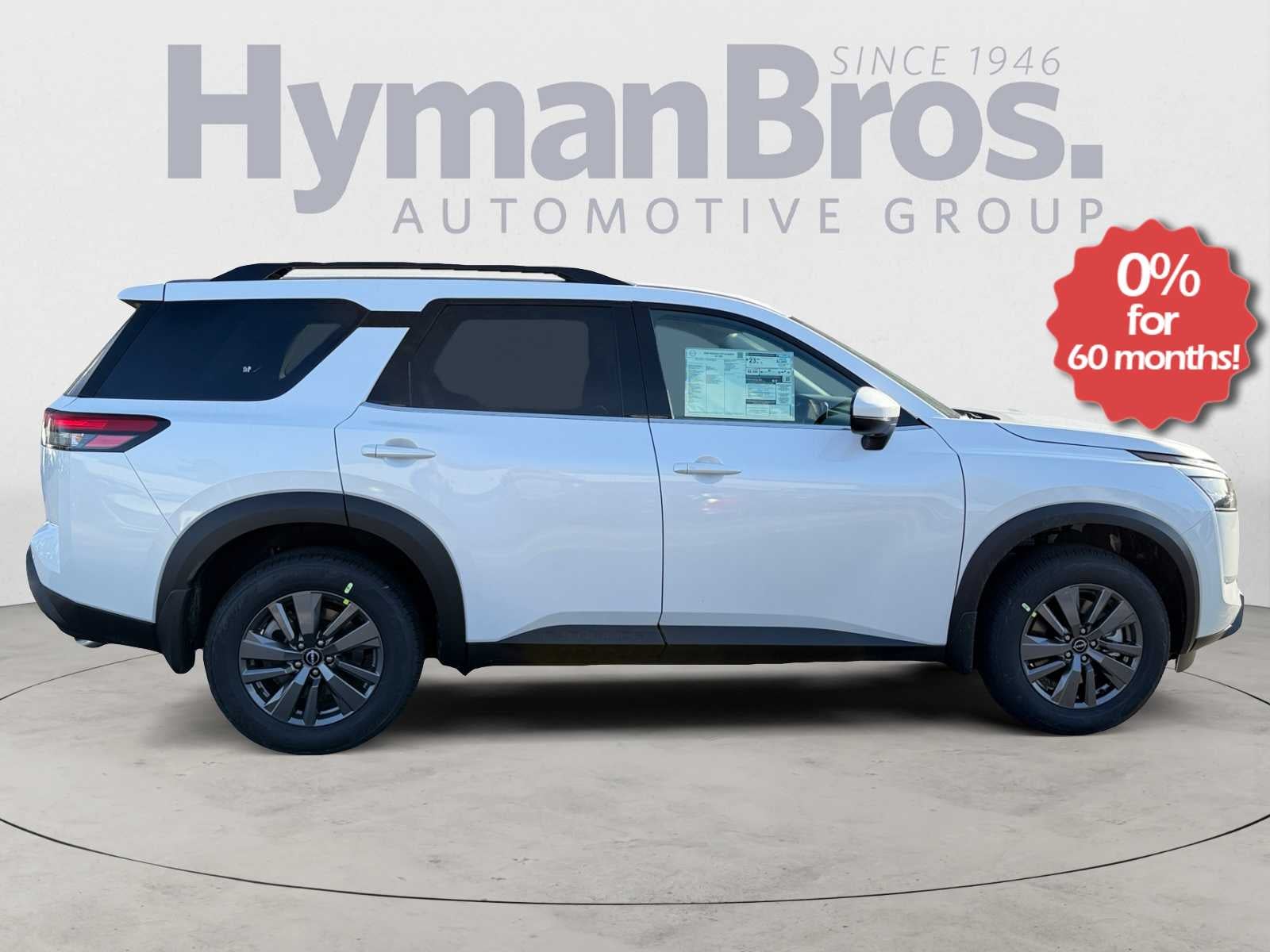 2025 Nissan Pathfinder SV