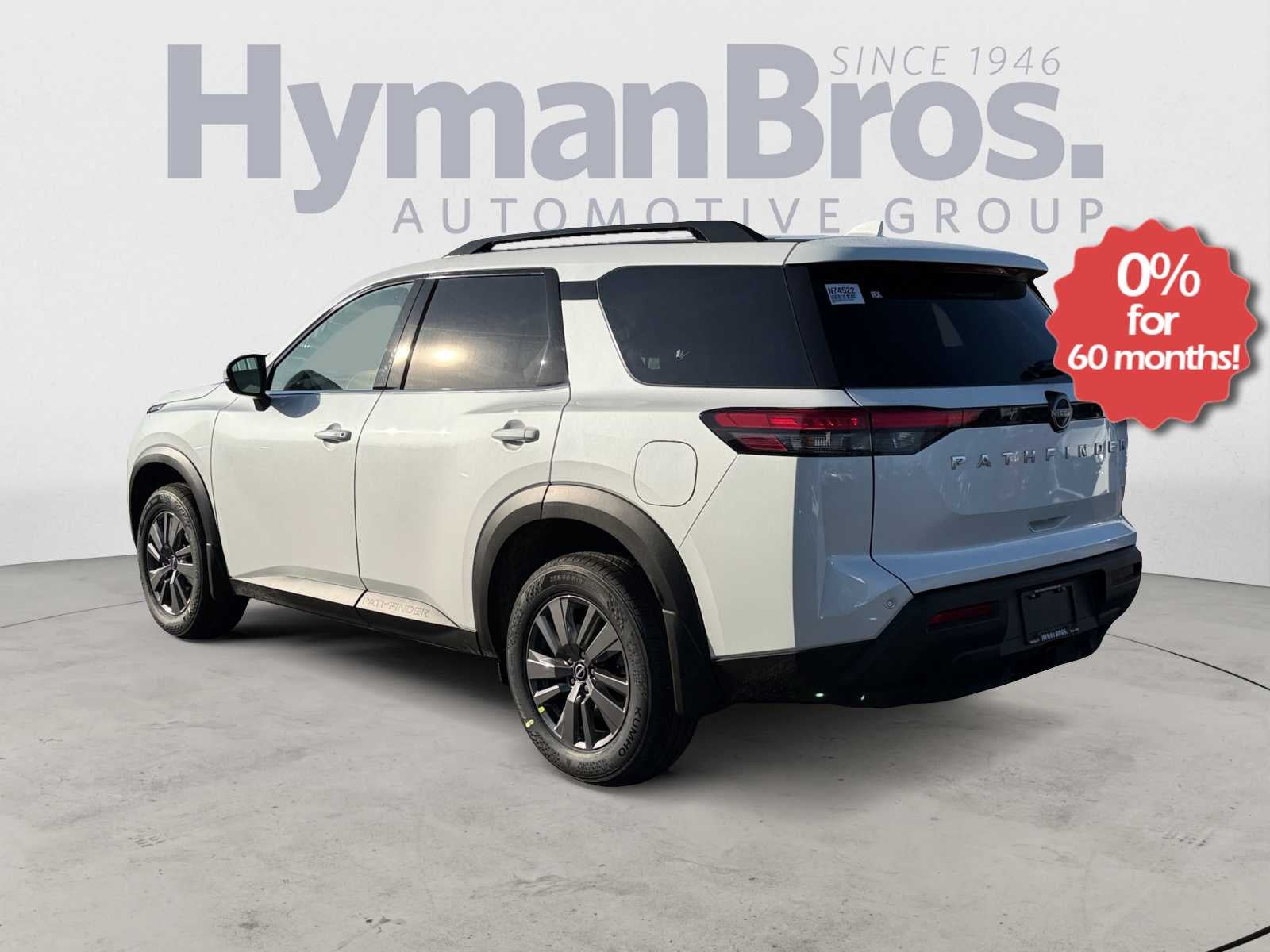 2025 Nissan Pathfinder SV