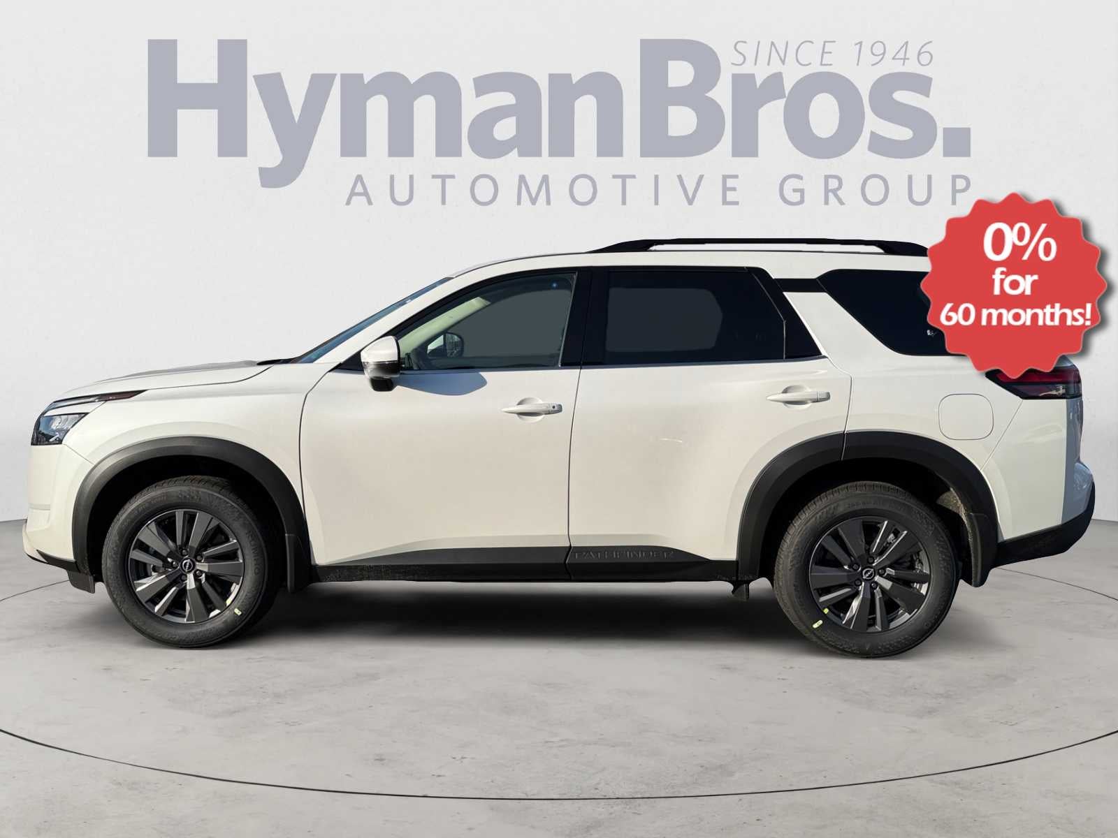 2025 Nissan Pathfinder SV