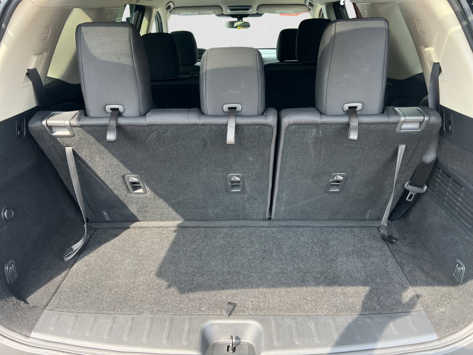 2022 Nissan Pathfinder SV 4WD