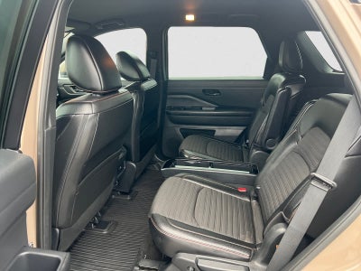 2024 Nissan Pathfinder Rock Creek®