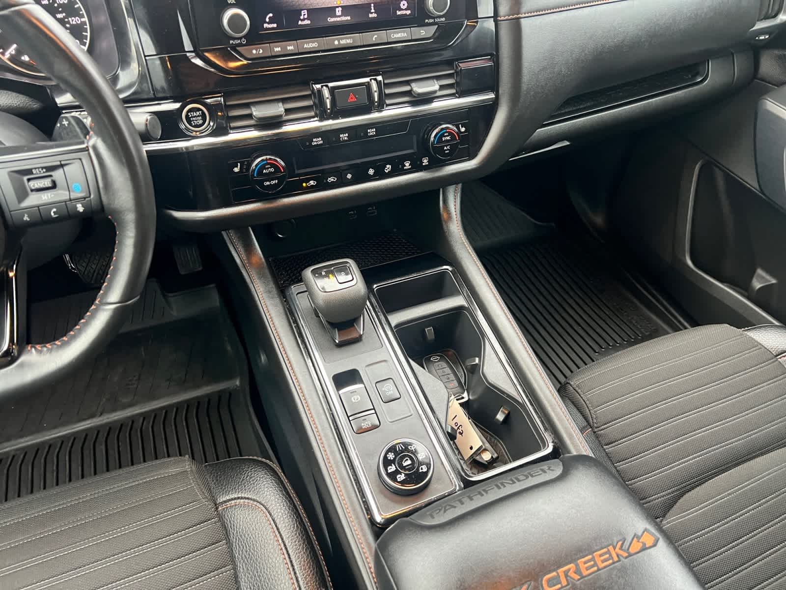 2024 Nissan Pathfinder Rock Creek®