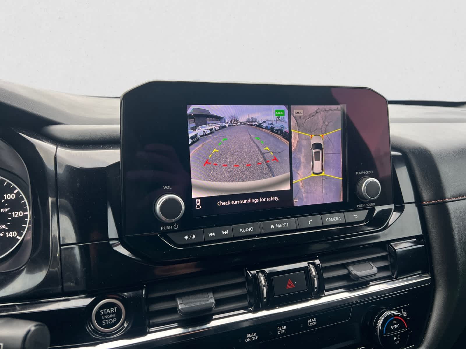 2024 Nissan Pathfinder Rock Creek®