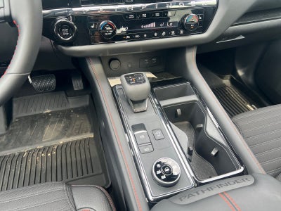 2026 Nissan Pathfinder Rock Creek®