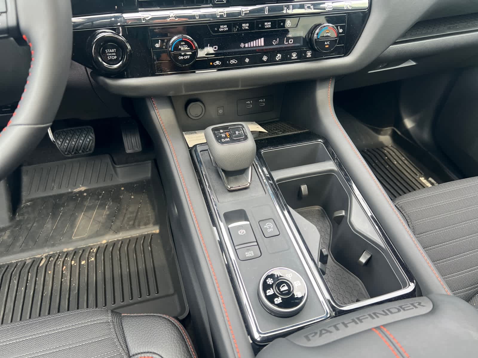2026 Nissan Pathfinder Rock Creek®