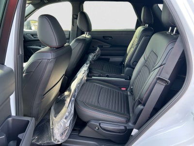 2026 Nissan Pathfinder Rock Creek®
