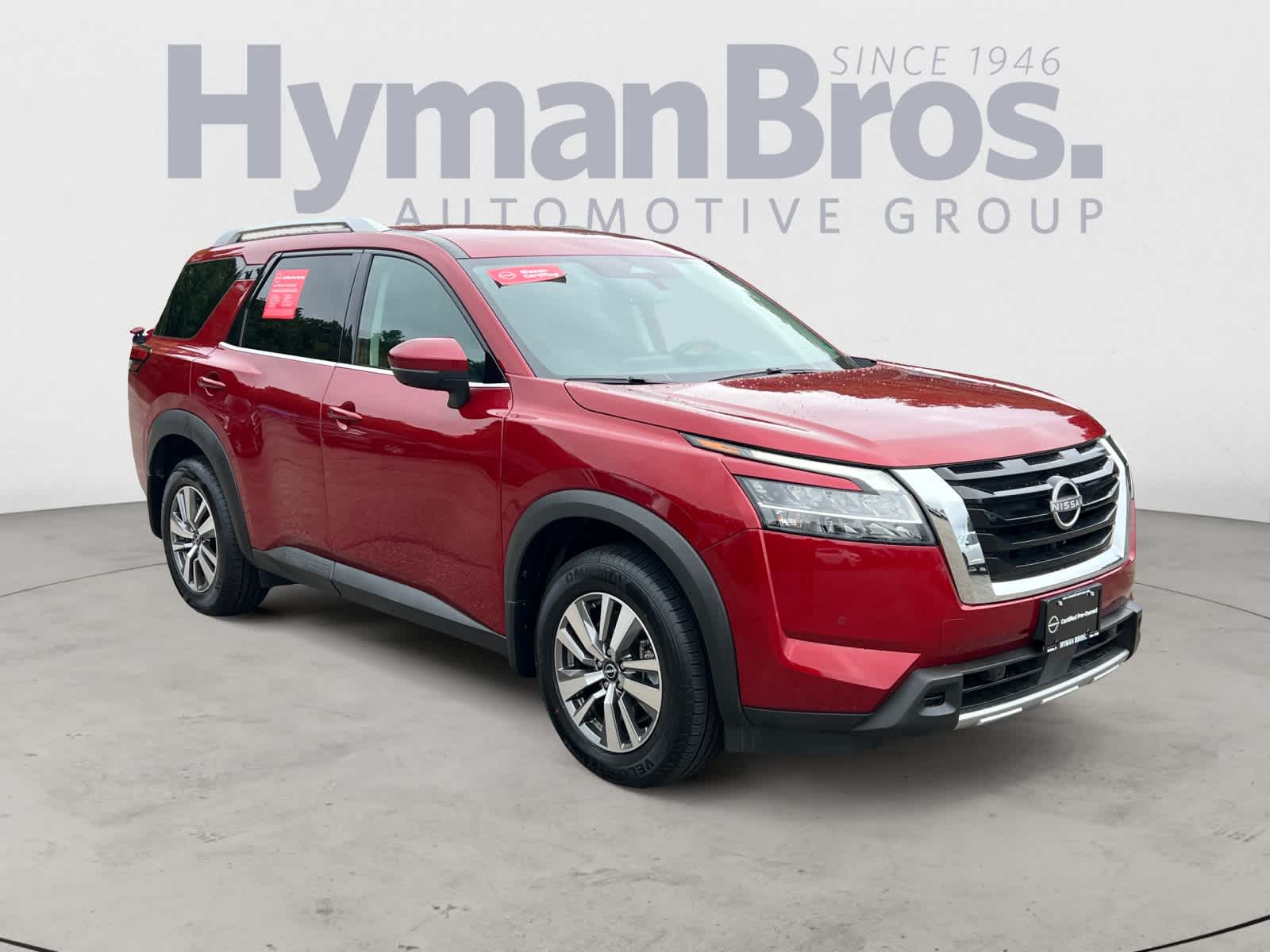 2023 Nissan Pathfinder SL