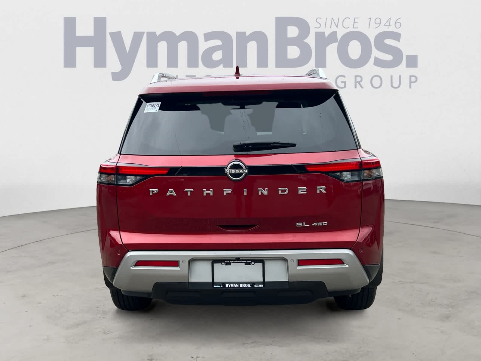 2023 Nissan Pathfinder SL