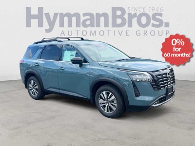 2026 Nissan Pathfinder SL