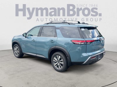2026 Nissan Pathfinder SL