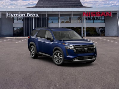 2026 Nissan Pathfinder SL