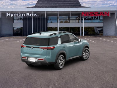 2026 Nissan Pathfinder SL