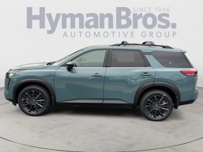 2026 Nissan Pathfinder SL