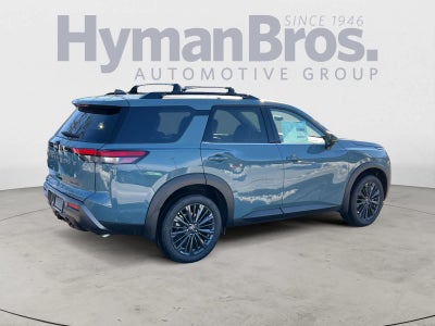 2026 Nissan Pathfinder SL