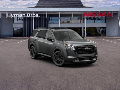2026 Nissan Pathfinder SL