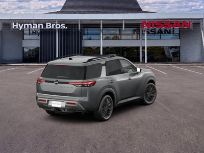 2026 Nissan Pathfinder SL