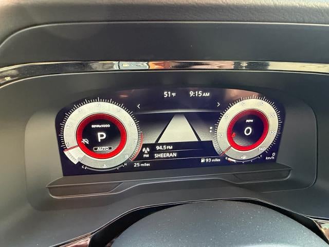 2025 Nissan Pathfinder Platinum 4WD