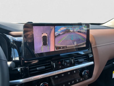 2026 Nissan Pathfinder Platinum 4WD