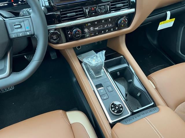 2026 Nissan Pathfinder Platinum 4WD